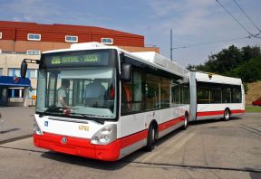 Výluka trolejbusovej dopravy na Hodžovom nám. 25. - 26.8.2007