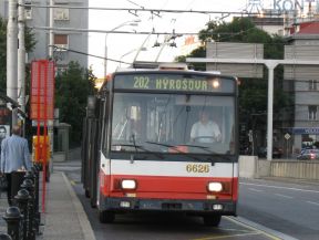 Obmedzenie dojazdových/výjazdových spojov na linkách 201 a 202 (8. - 9.10.2011)