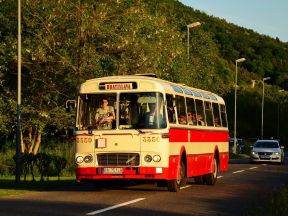 Železnú oponu opäť pripomenie aj jazda dobovým autobusom (12.11.2022 00:00 – 17:59)