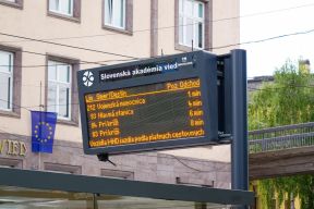 V Bratislave pribudnú ďalšie zastávkové tabule