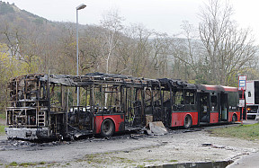 Požiar zničil ďalší autobus bratislavskej MHD
