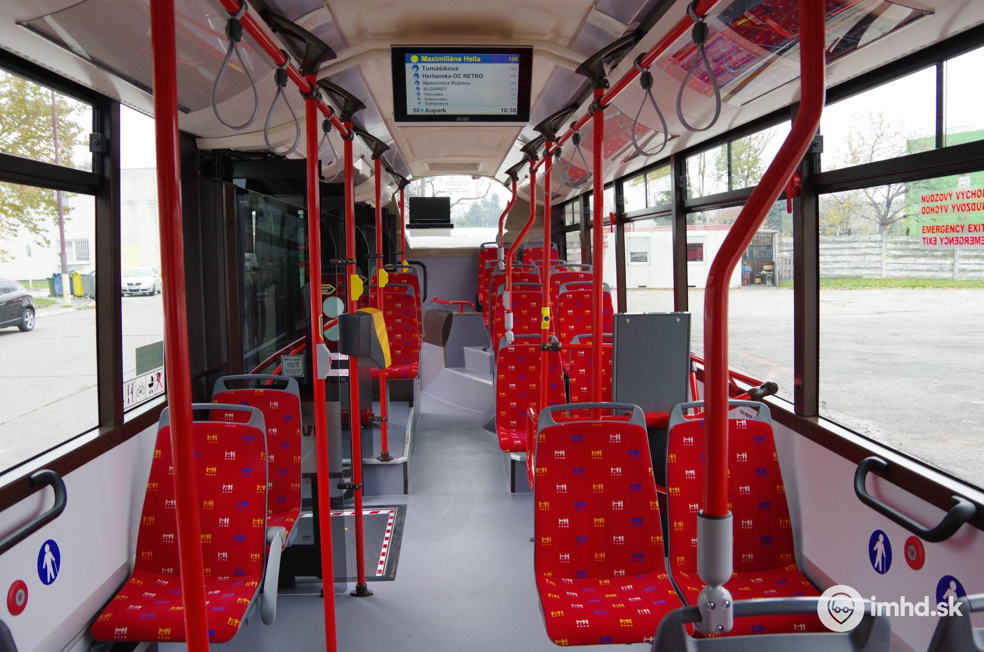 Interiér autobusu Iveco Urbanway 12M