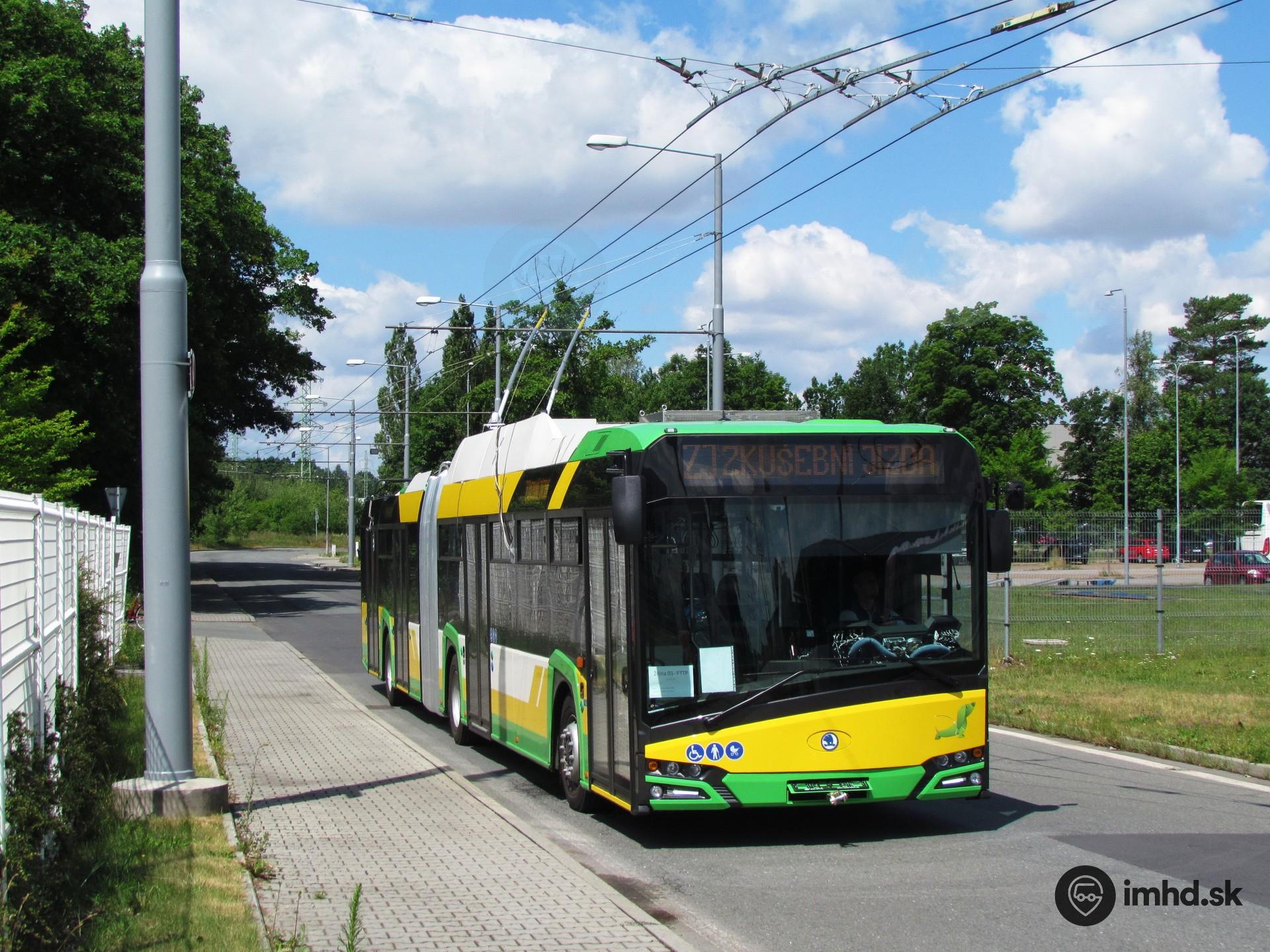 Novy-trolejbus-Skoda-27-Tr-Solaris-na-skusobnej-jazde-v-Plzni.jpg