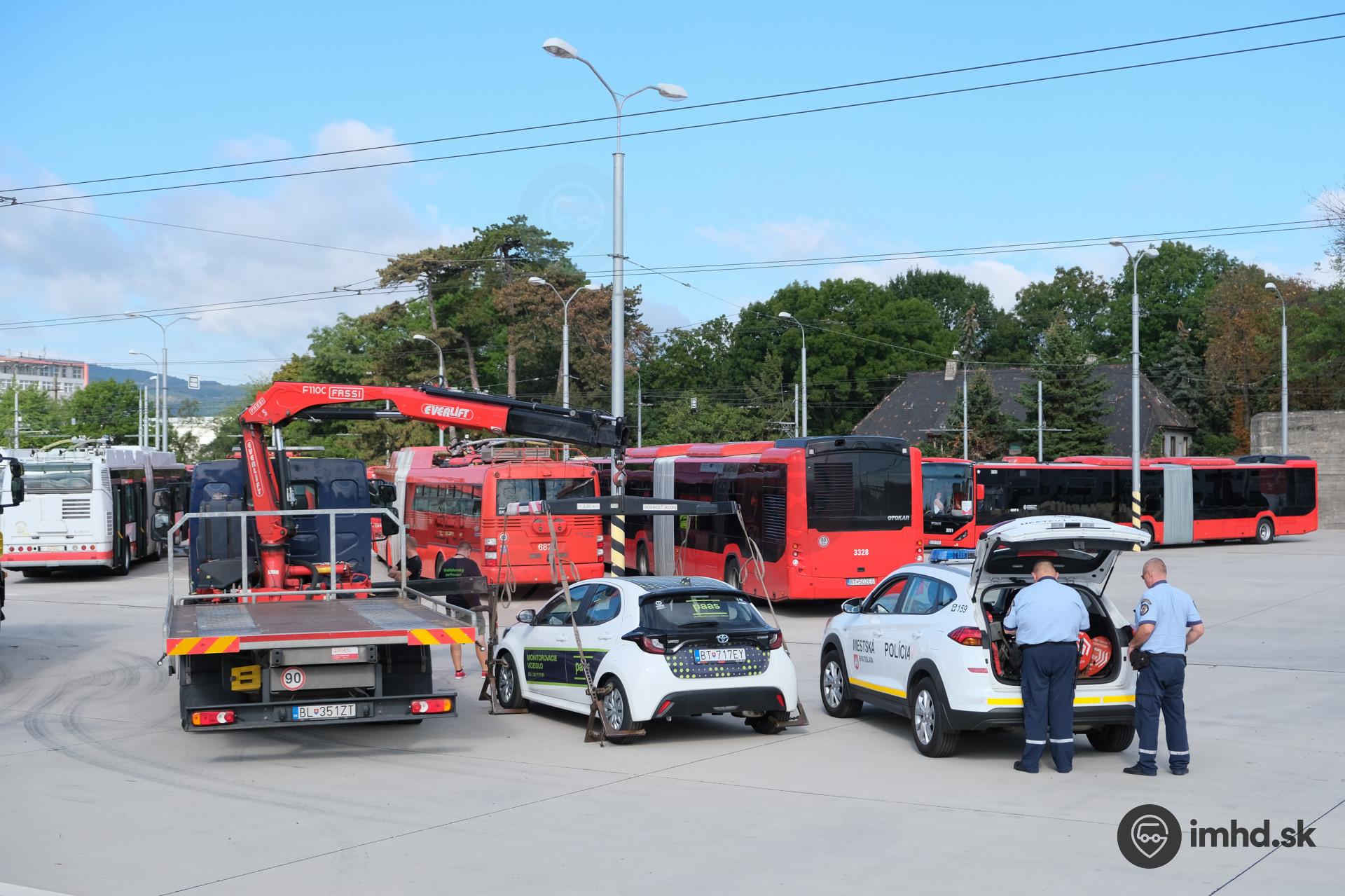 Počas DOD 2022 sa prišiel prezentovať aj parkovací systém PAAS vo forme odťahového vozidla a mestskej polície