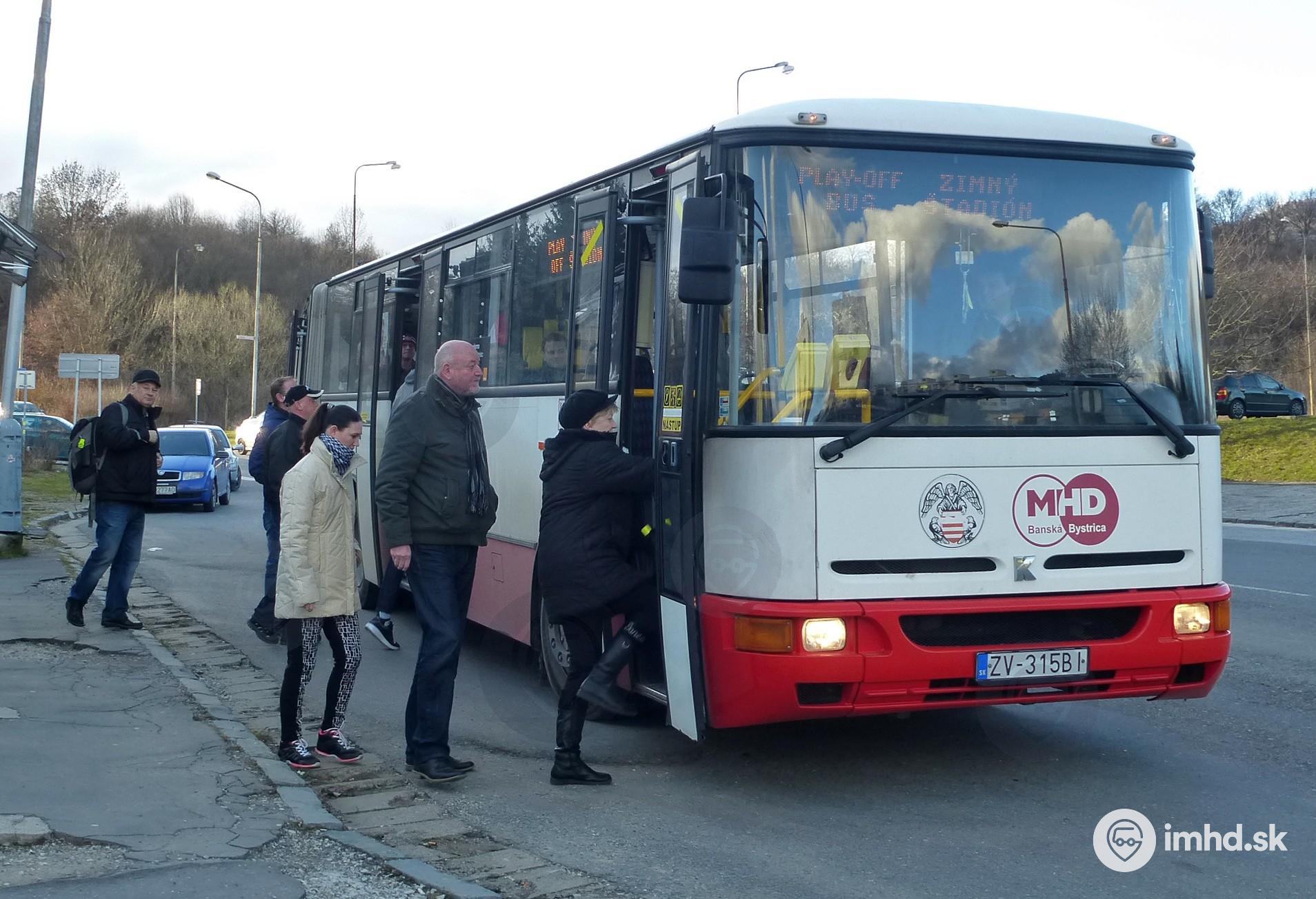Play-off bus na Magurskej