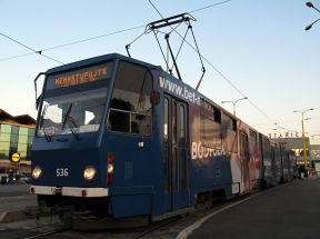 #536 s novou celovozidlovou reklamou