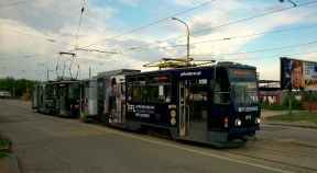 Súprava T6A5 #610 + 611 s celoplošnou reklamou