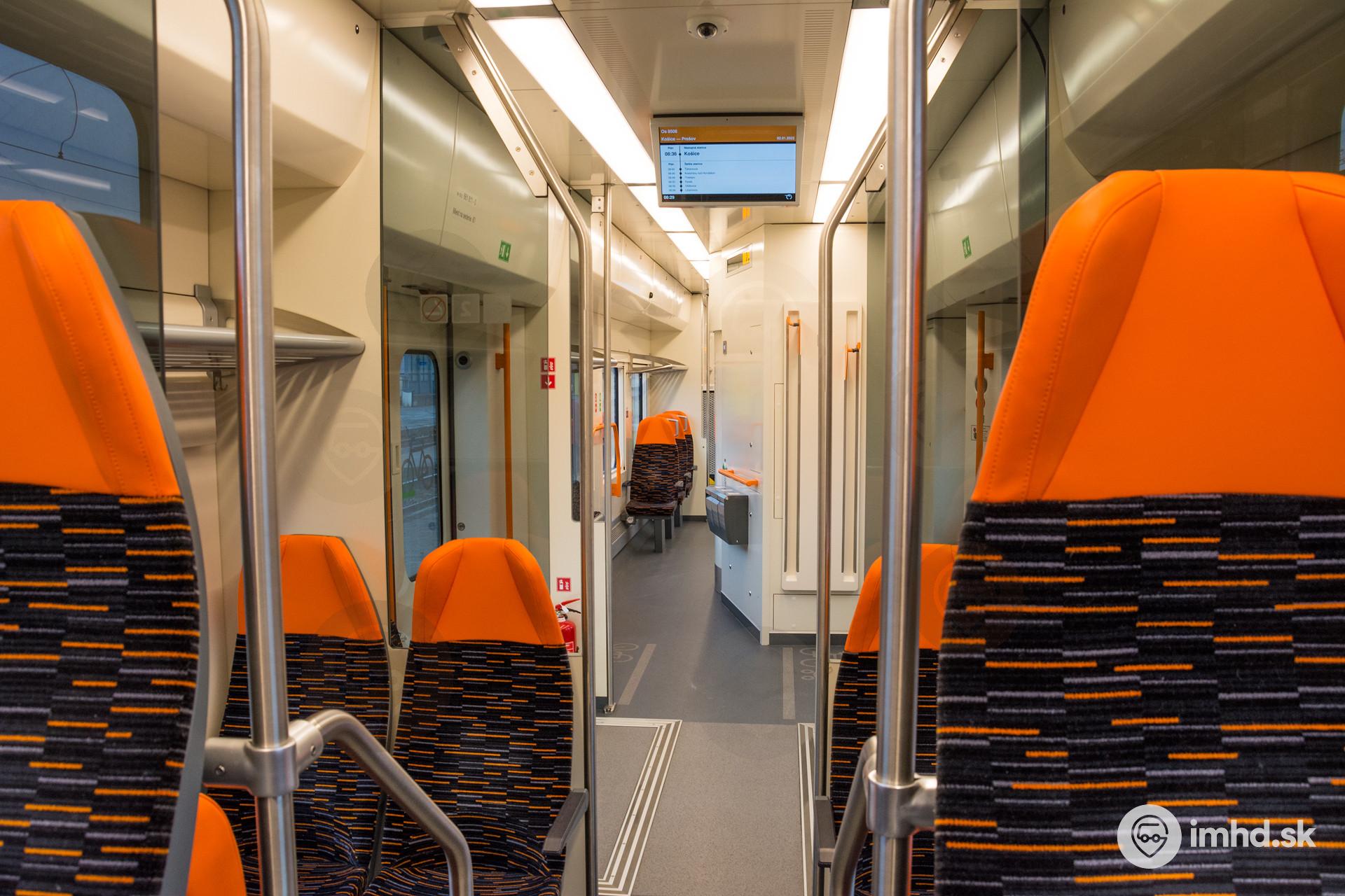 Irisbus Crossway 12M KE 179GL Prich dza Ku Kri ovatke Pri Mlynskej 