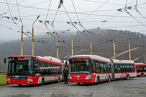 Dve generácie trolejbusov na Sídlisku 3