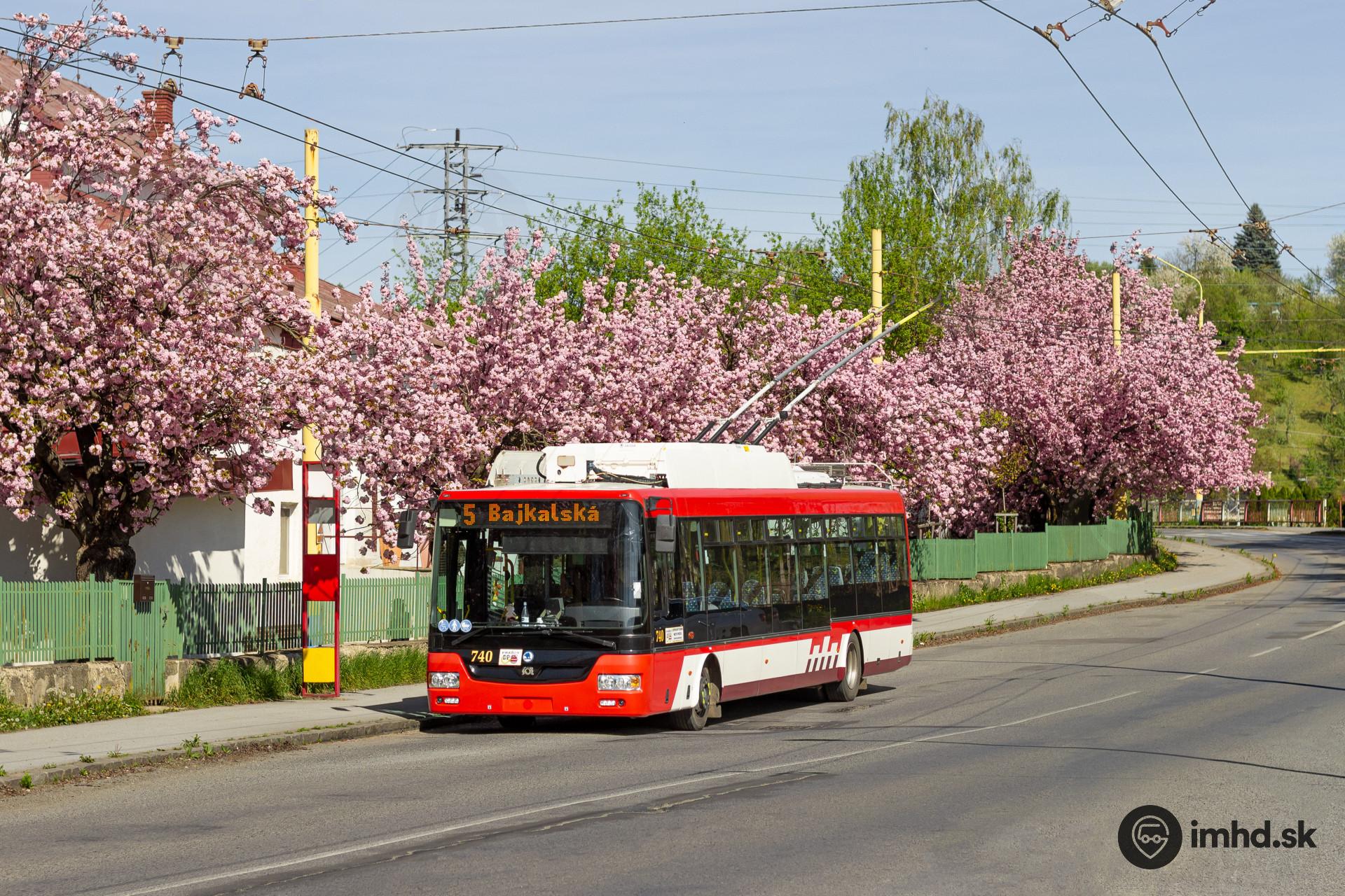 #740,  5, Bajkalská ul., zastávka Veterinárna nemocnica
