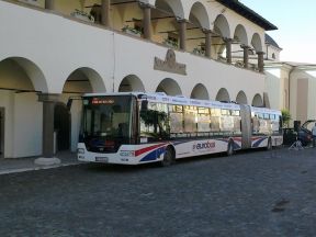 SOR NB 18 City #KE-753HX ako doprovodné vozidlo cyklistickej akcie parasport24